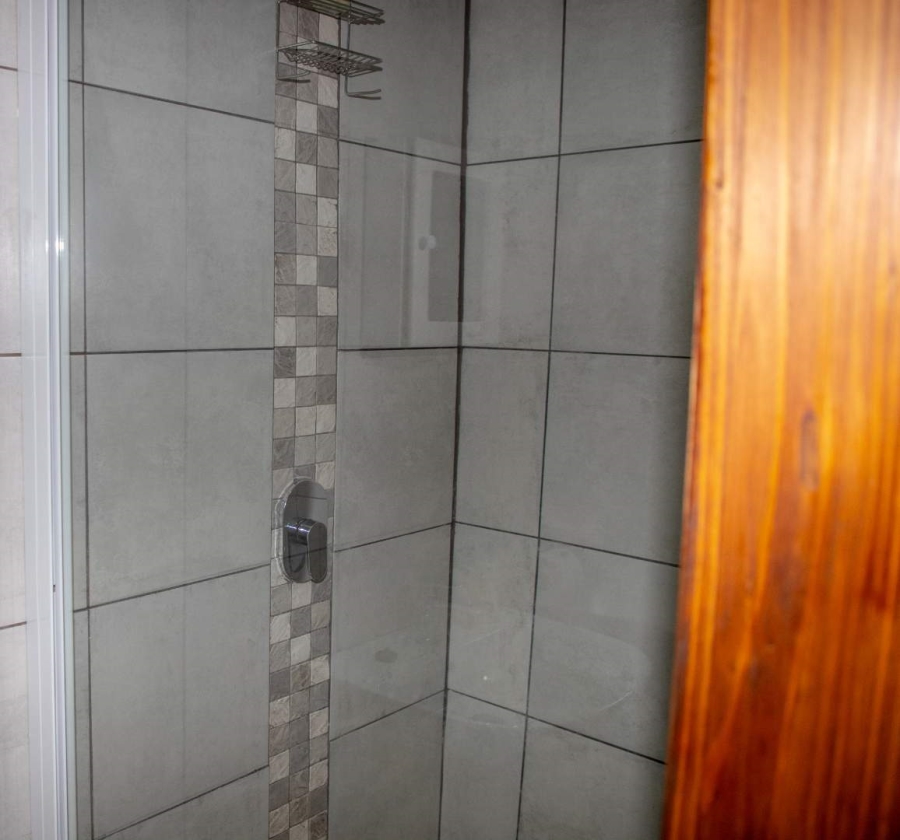 18 Bedroom Property for Sale in Heilbron Free State